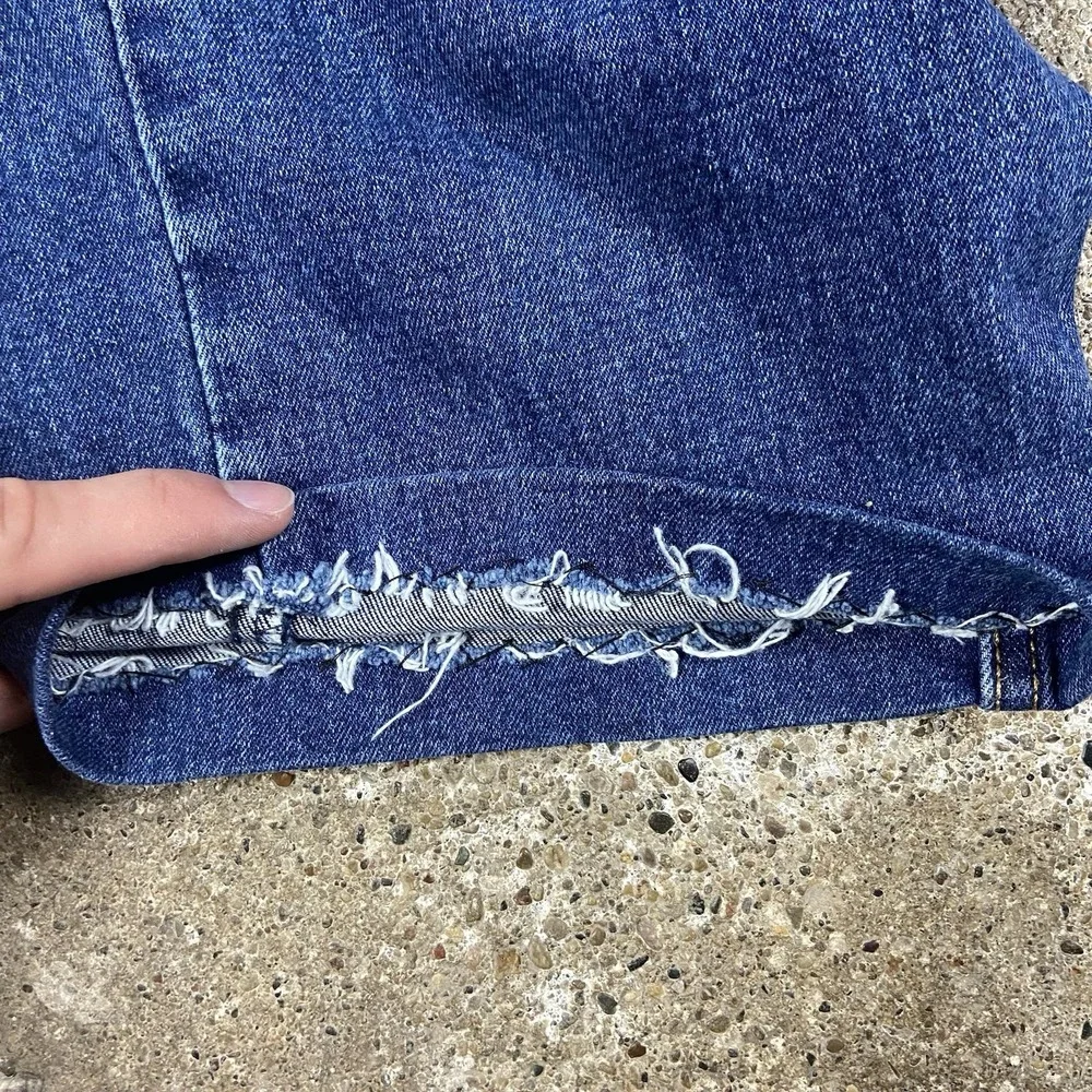 Levi's 505 Jeans Size 38x26 Blue Denim Medium Wash Classic Straight Leg Fit